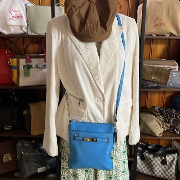 Coach 36501 Swagger Swingpack in Polished Pebble Leather Silver/Azure In EUC - Picture 15 of 16